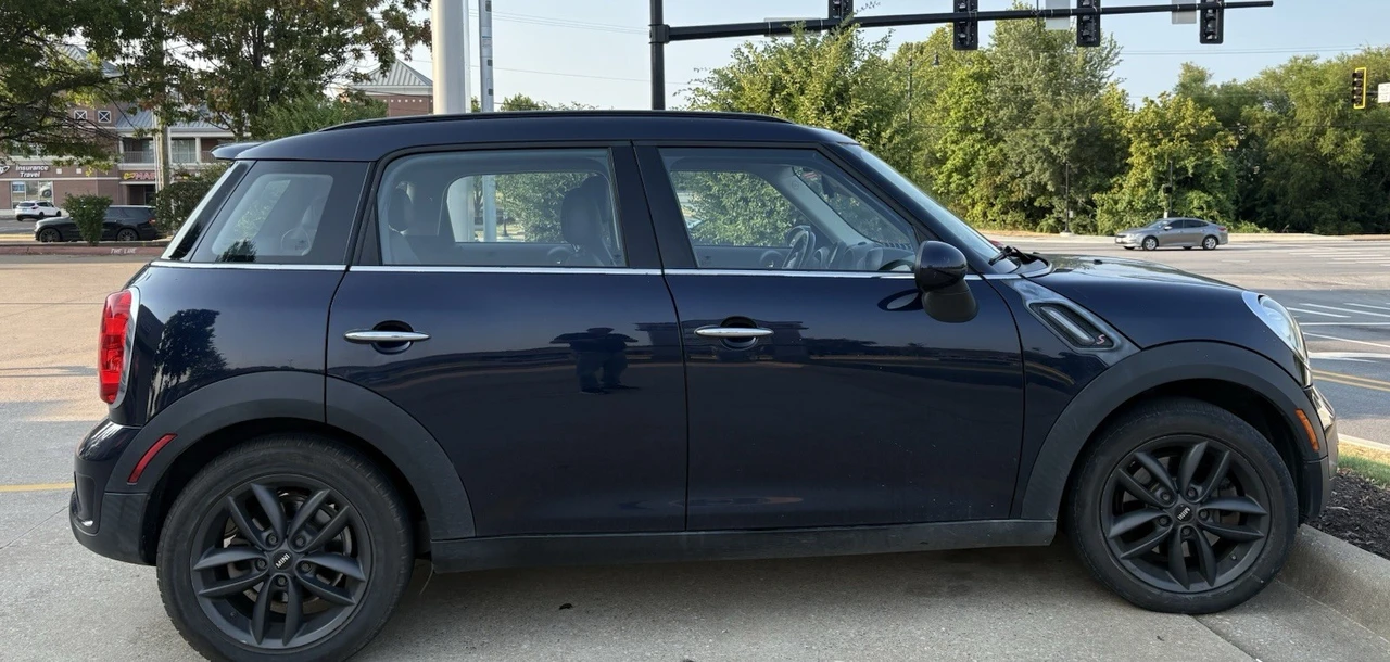 2012 Mini Countryman 1st Gen - Image 2 of 11