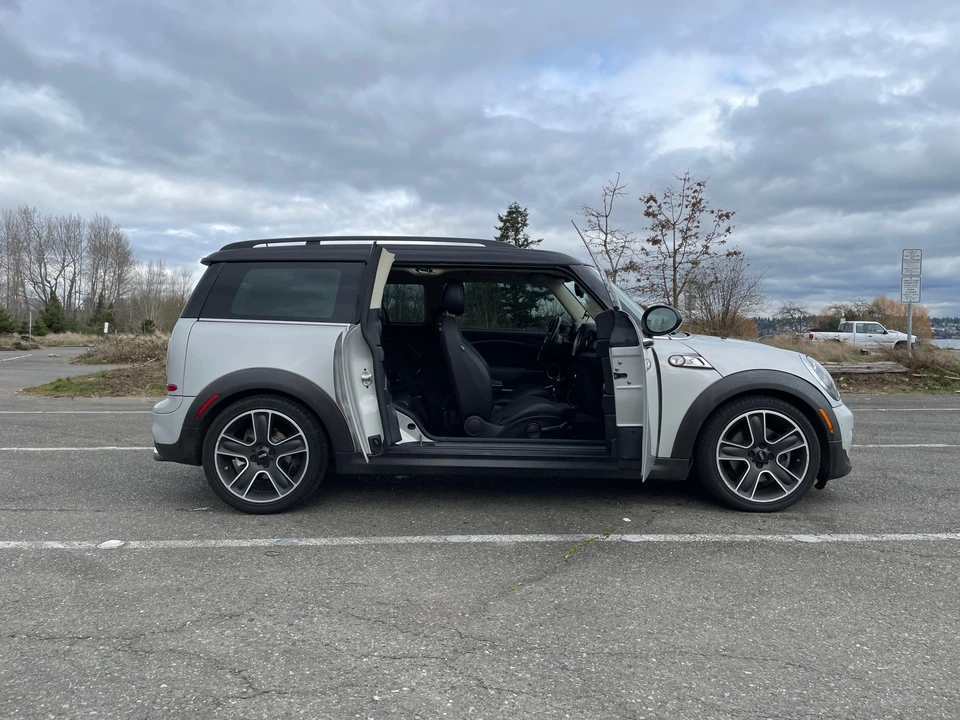 2012 Mini Clubman 1st Gen - Image 23 of 31