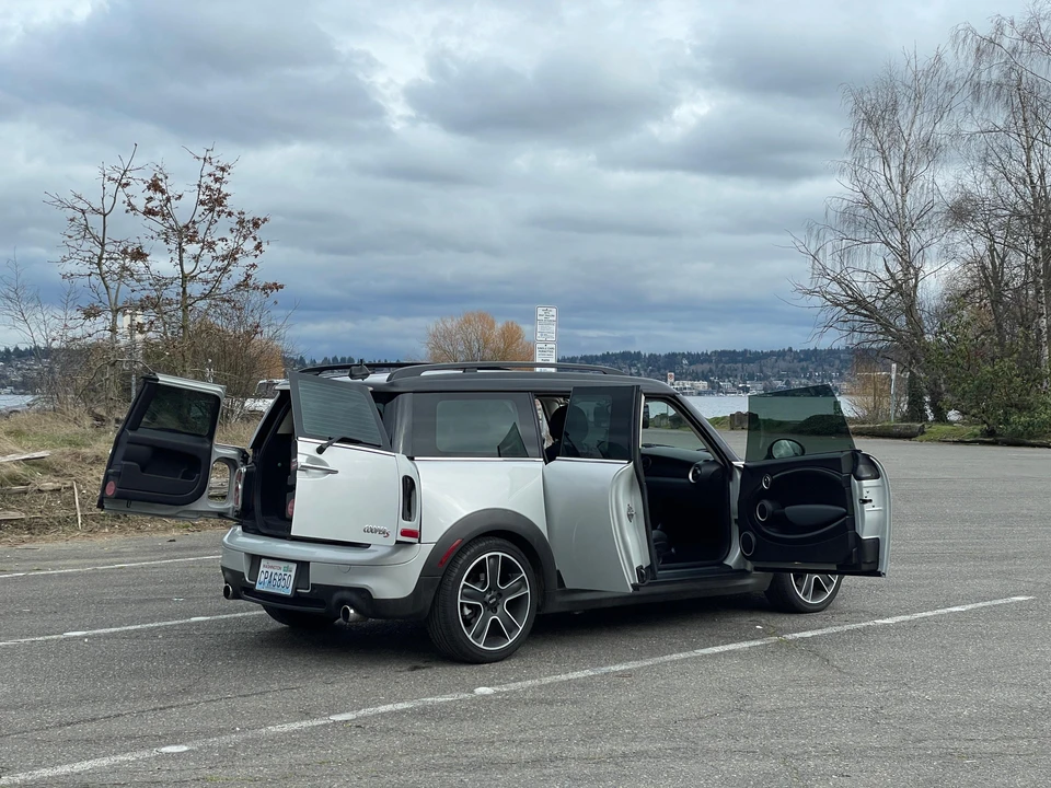 2012 Mini Clubman 1st Gen - Image 21 of 31