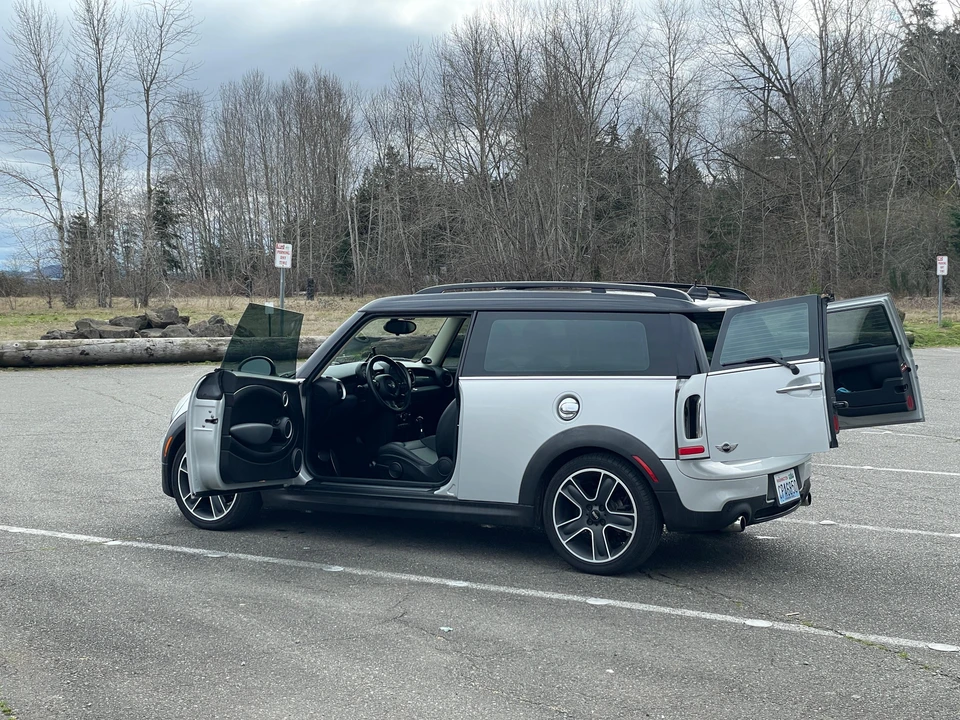 2012 Mini Clubman 1st Gen - Image 17 of 31