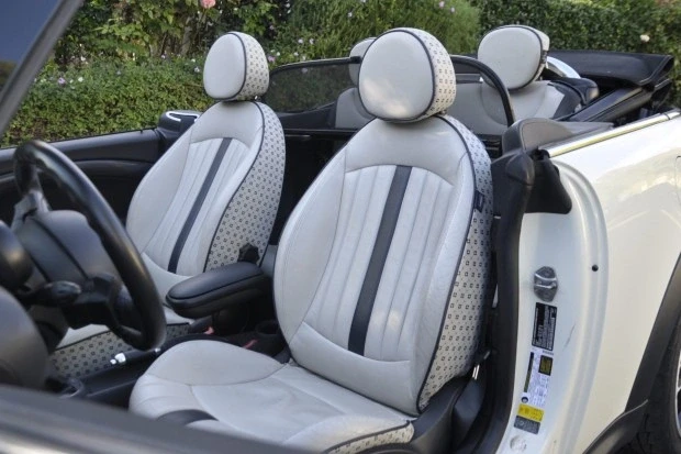 2012 Mini Coupe & Roadster - Image 4 of 7
