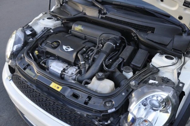 2012 Mini Coupe & Roadster - Image 6 of 7