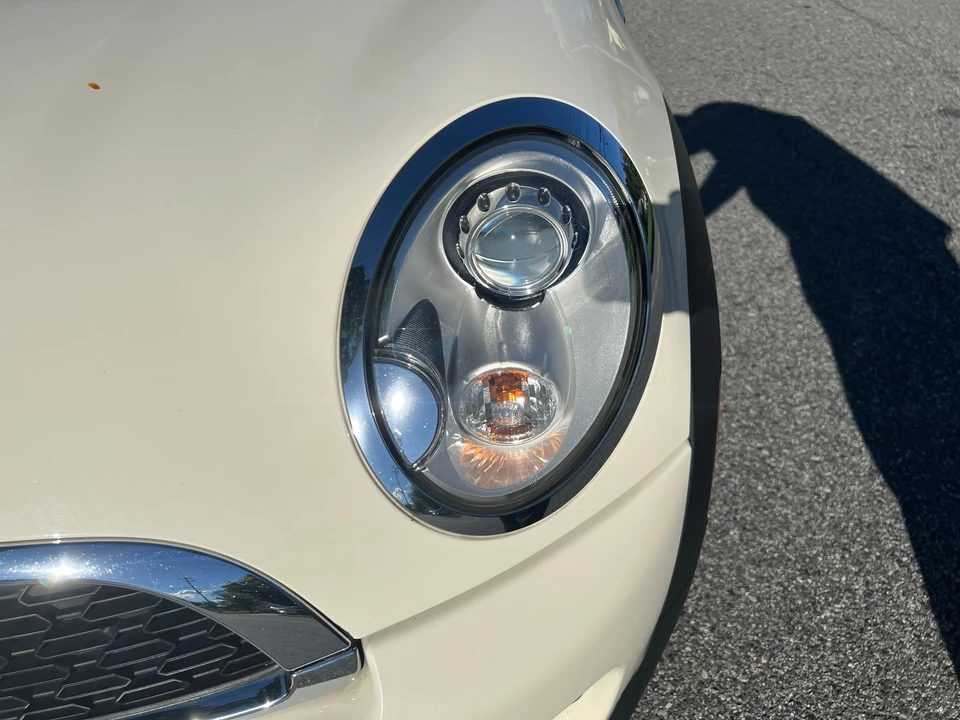 2012 Mini Coupe & Roadster - Image 19 of 31
