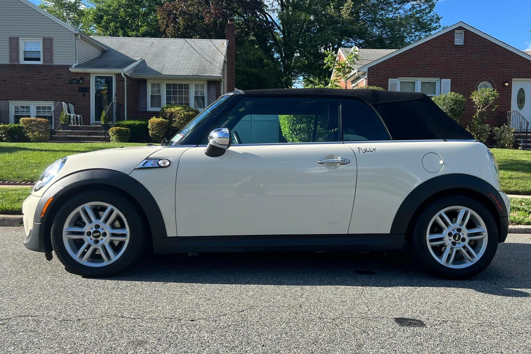 2012 Mini Coupe & Roadster - Image 3 of 31