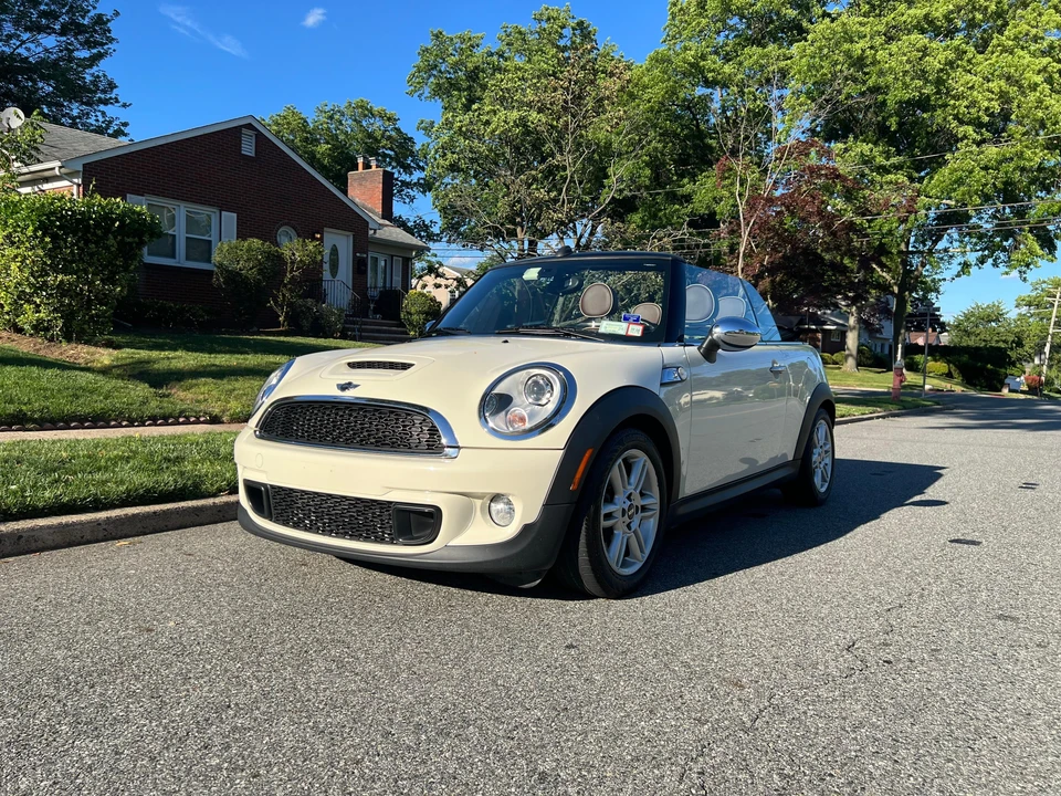2012 Mini Coupe & Roadster - Image 6 of 31