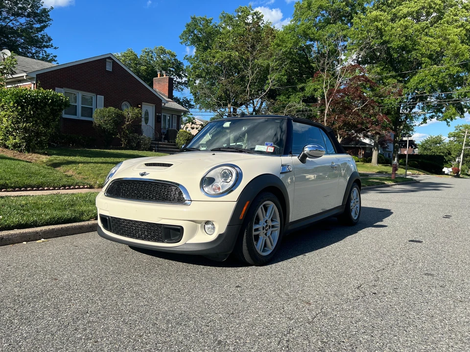 2012 Mini Coupe & Roadster - Image 11 of 31