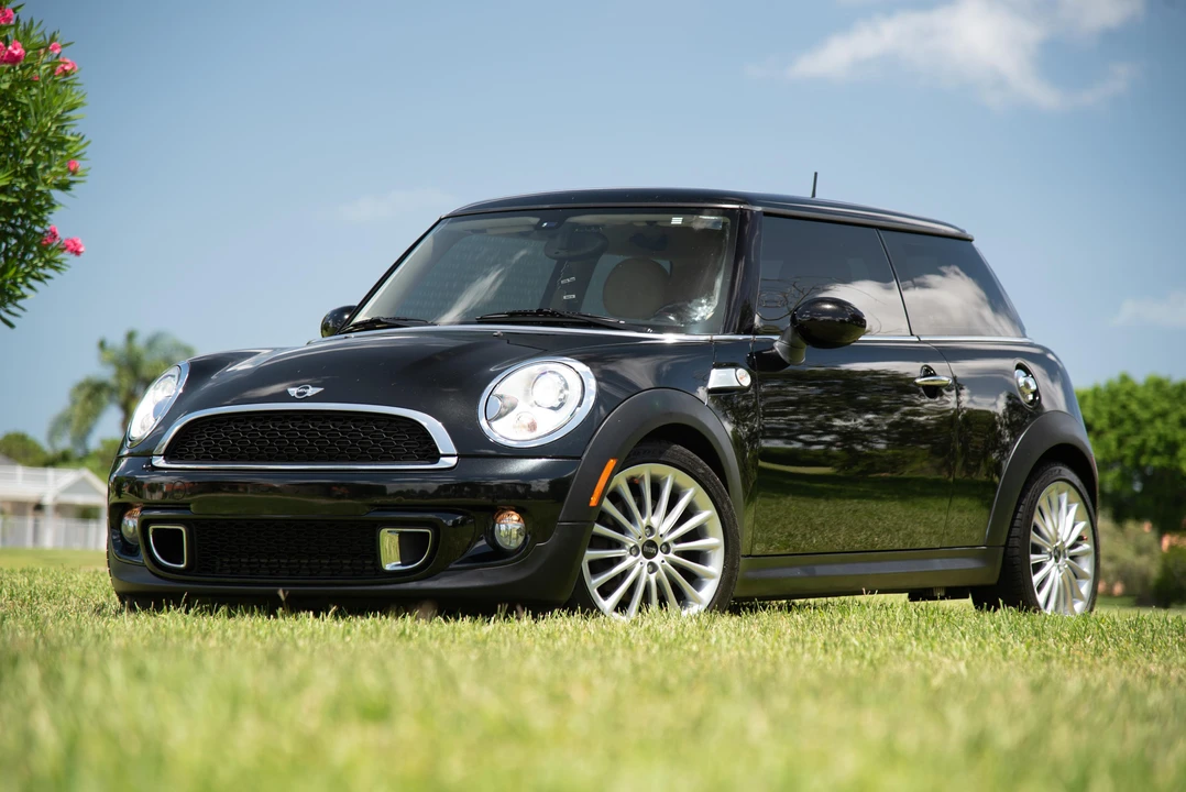 2012 Mini Mini 2nd Gen - Image 8 of 31