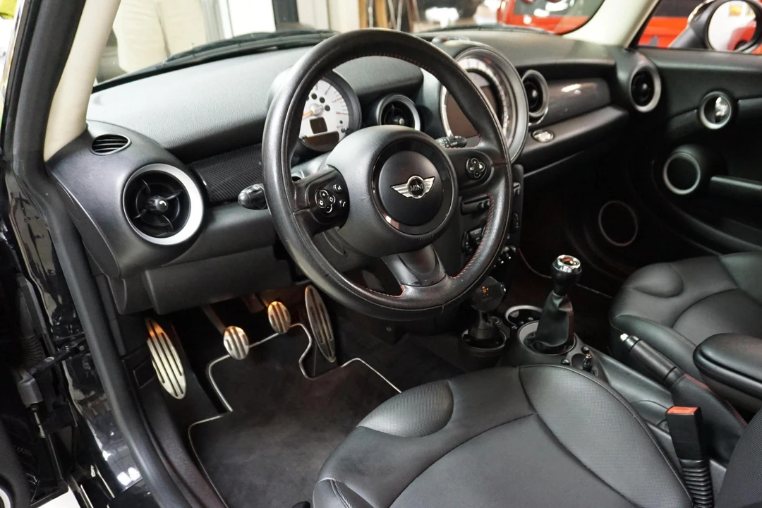 2012 Mini Mini 2nd Gen - Image 24 of 31