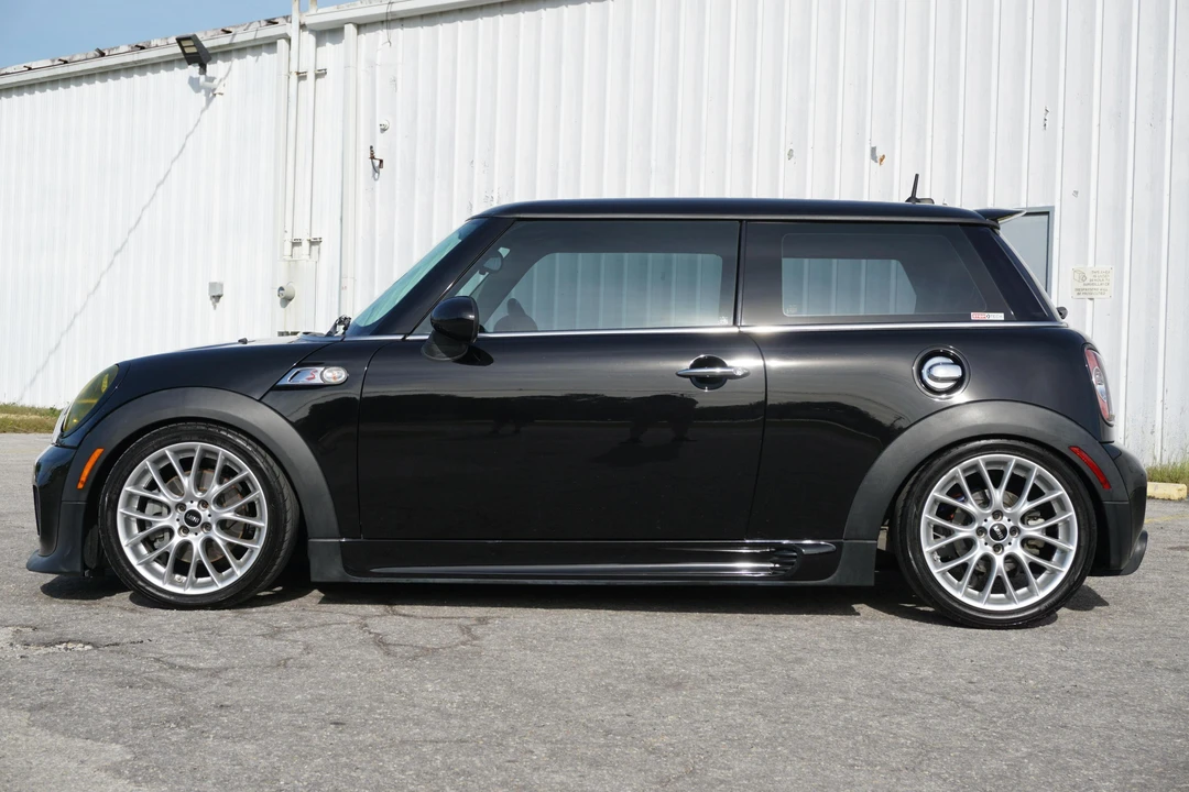 2012 Mini Mini 2nd Gen - Image 3 of 31