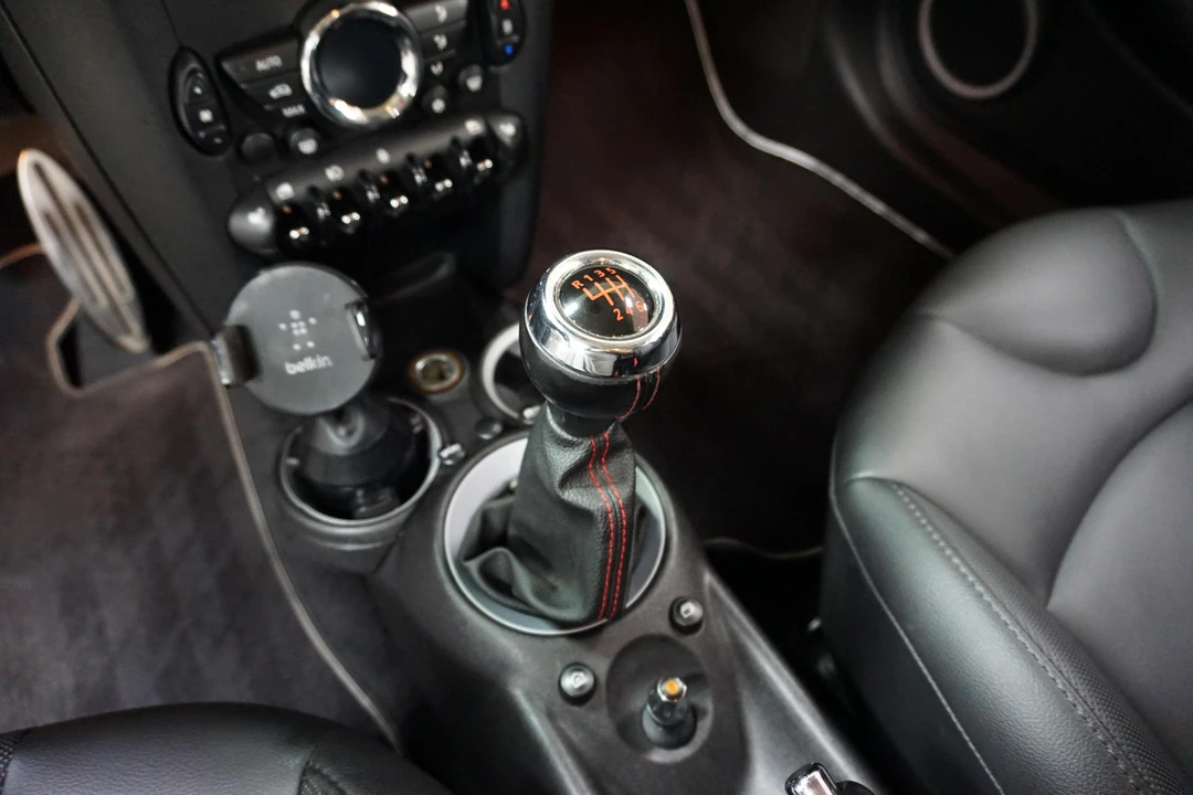 2012 Mini Mini 2nd Gen - Image 26 of 31