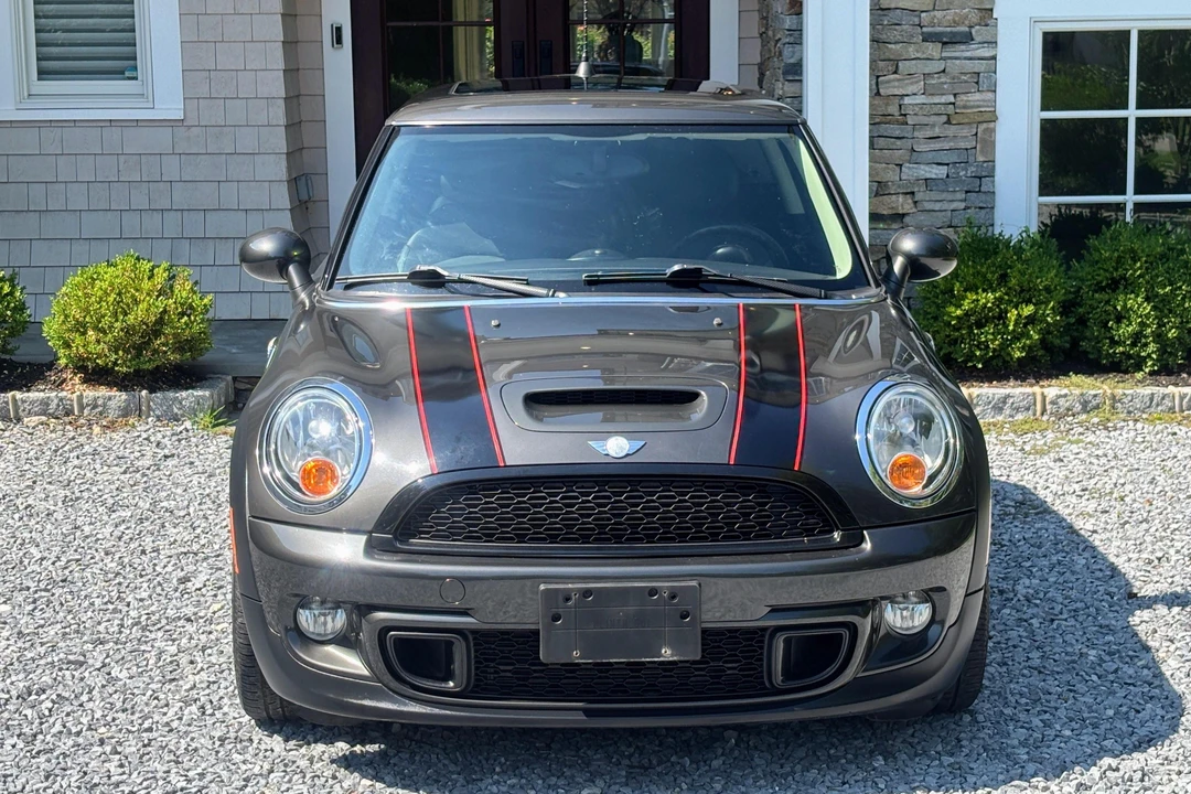 2012 Mini Mini 2nd Gen - Image 2 of 31