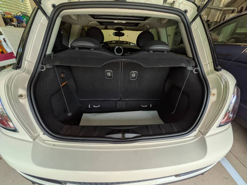 2012 Mini Mini Cooper S 1st Gen - Image 4 of 8