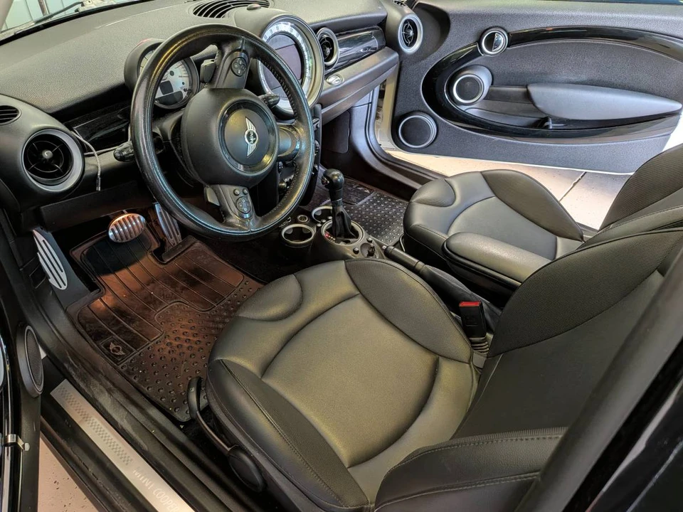 2012 Mini Mini Cooper S 1st Gen - Image 6 of 8