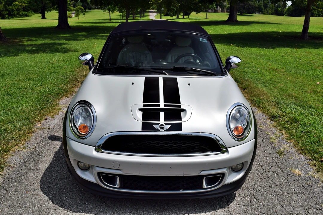 2012 Mini Coupe & Roadster - Image 12 of 31