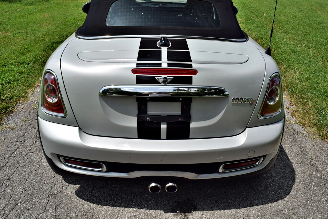 2012 Mini Coupe & Roadster - Image 26 of 31