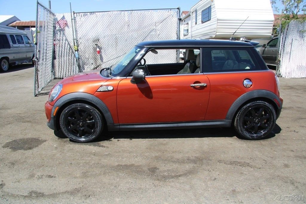 2012 Mini Mini 2nd Gen - Image 3 of 21