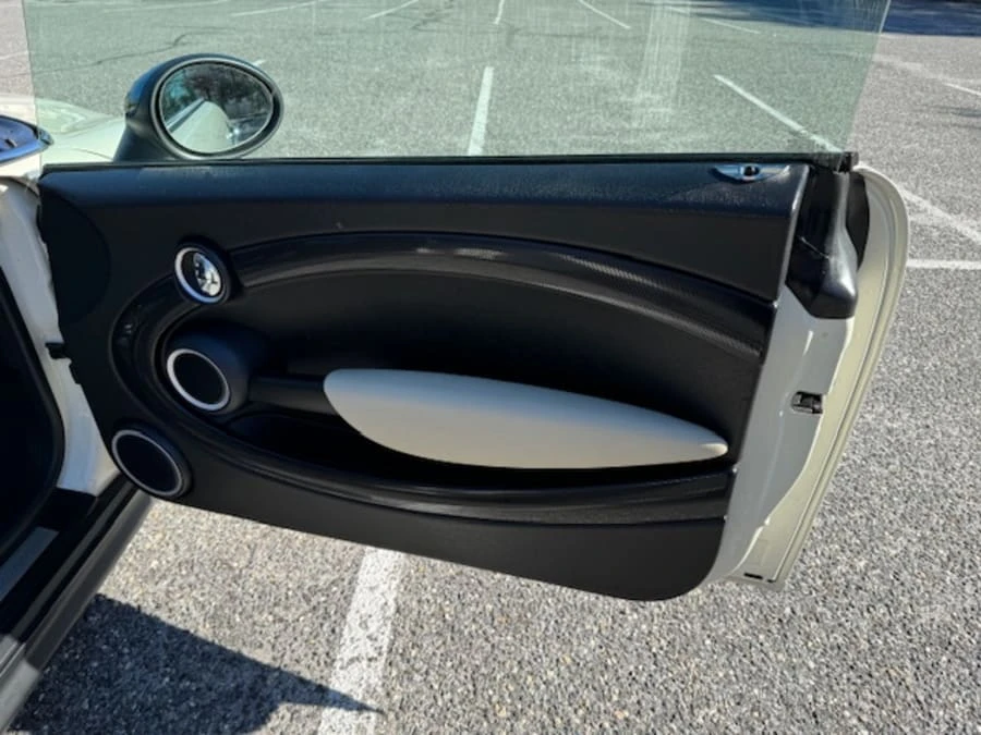 2012 Mini Coupe & Roadster - Image 20 of 24