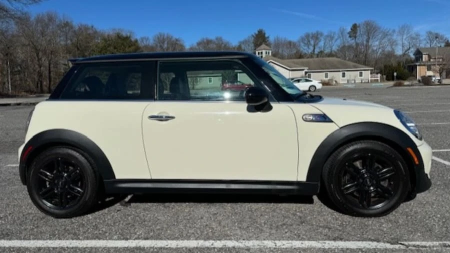 2012 Mini Coupe & Roadster - Image 9 of 24