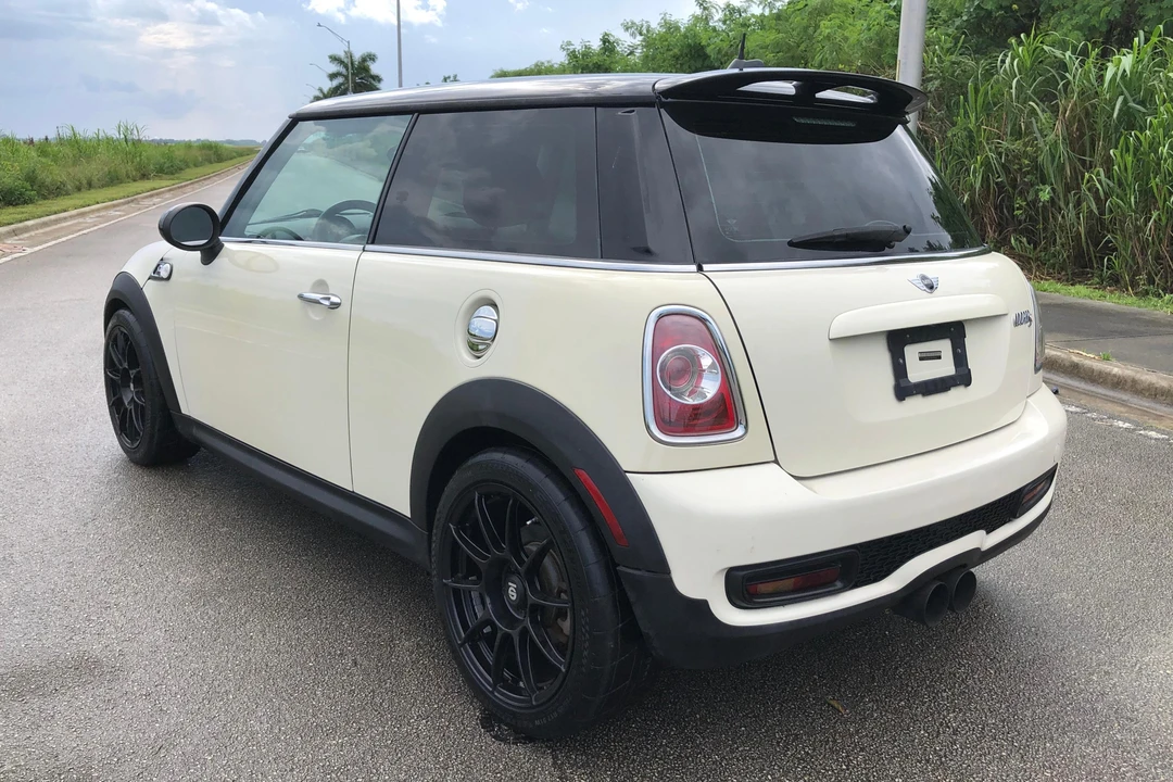 2012 Mini Mini 2nd Gen - Image 4 of 31