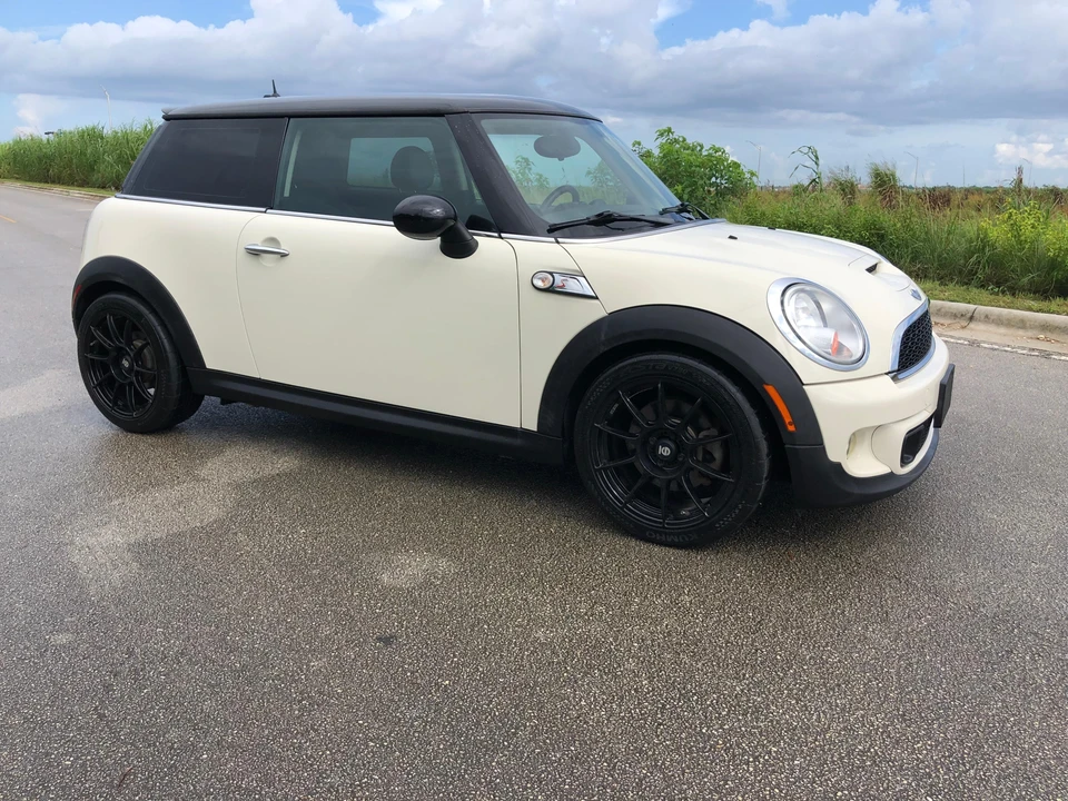 2012 Mini Mini 2nd Gen - Image 23 of 31