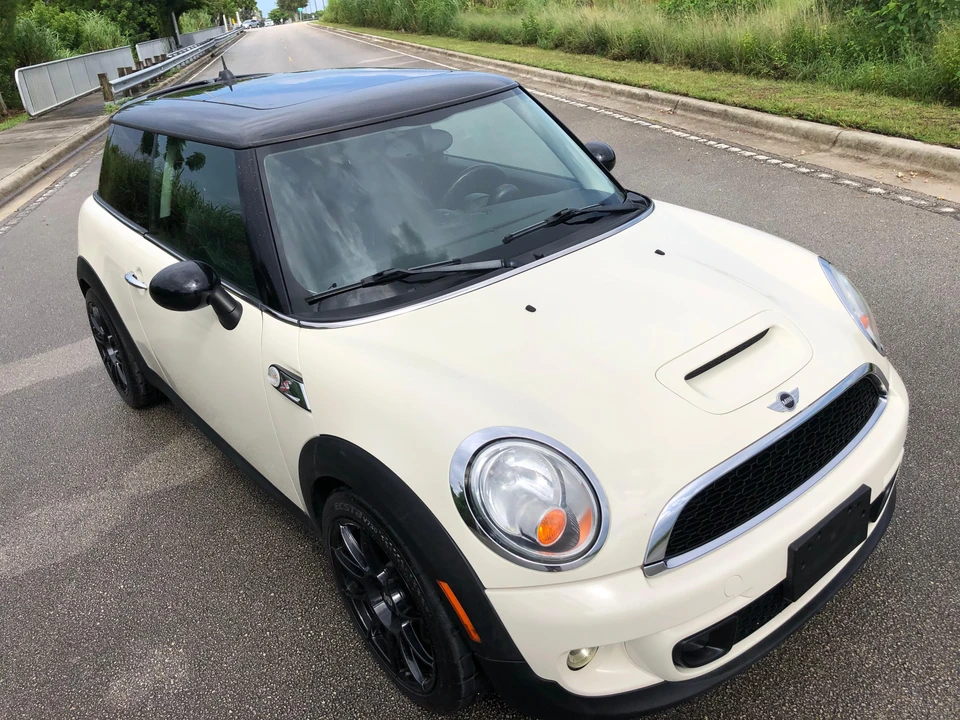2012 Mini Mini 2nd Gen - Image 26 of 31