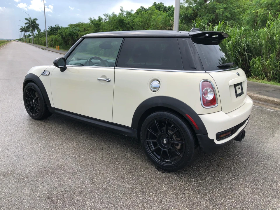 2012 Mini Mini 2nd Gen - Image 12 of 31