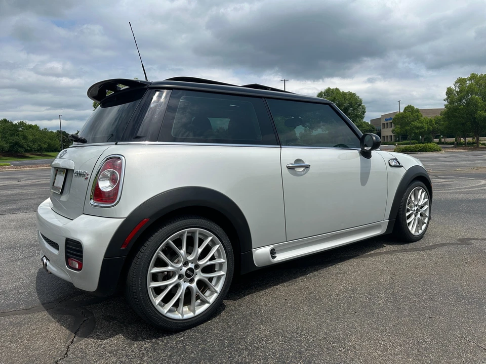 2012 Mini Mini 2nd Gen - Image 18 of 30