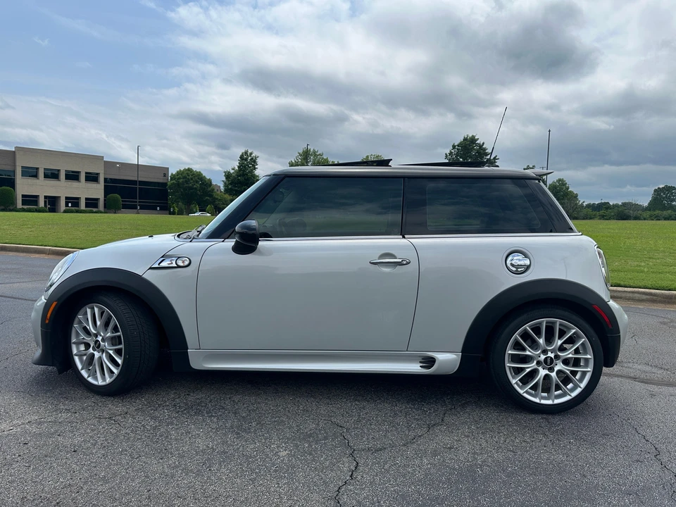 2012 Mini Mini 2nd Gen - Image 15 of 30
