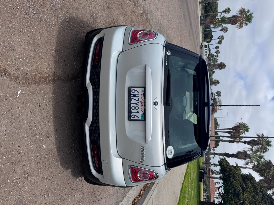 2012 Mini Mini 2nd Gen - Image 4 of 11