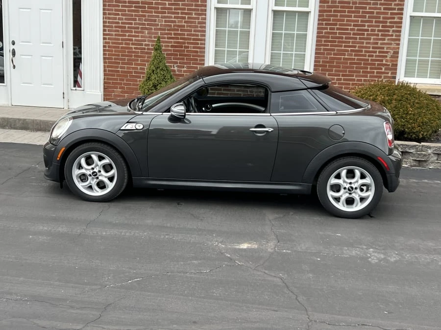2012 Mini Mini 2nd Gen - Image 2 of 7