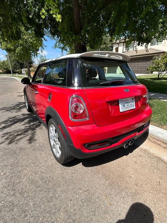 2012 Mini Mini 2nd Gen - Image 2 of 7