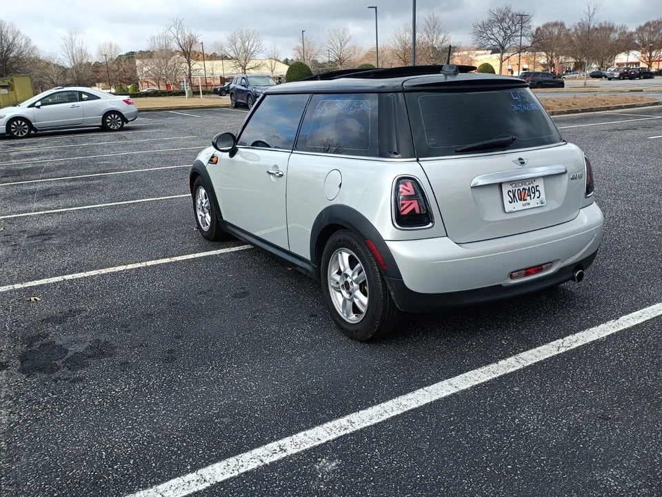 2012 Mini Mini 2nd Gen - Image 2 of 8