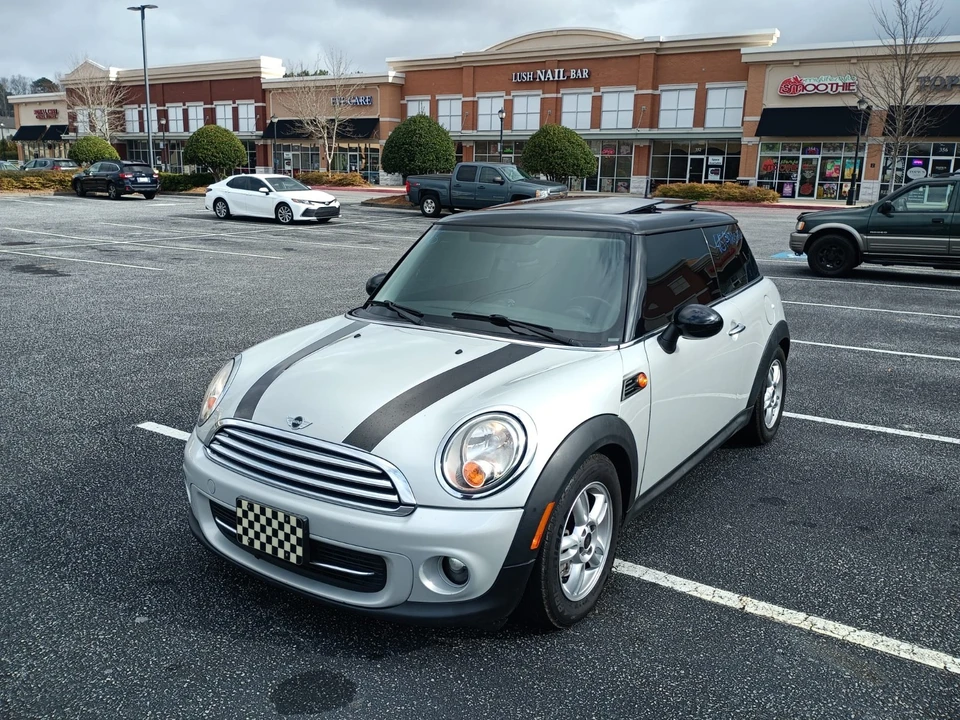2012 Mini Mini 2nd Gen - Image 6 of 8
