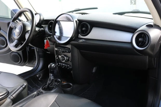 2012 Mini Mini 2nd Gen - Image 5 of 7