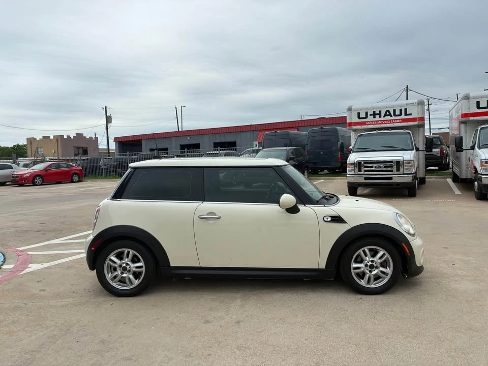 2012 Mini Mini 2nd Gen - Image 4 of 12