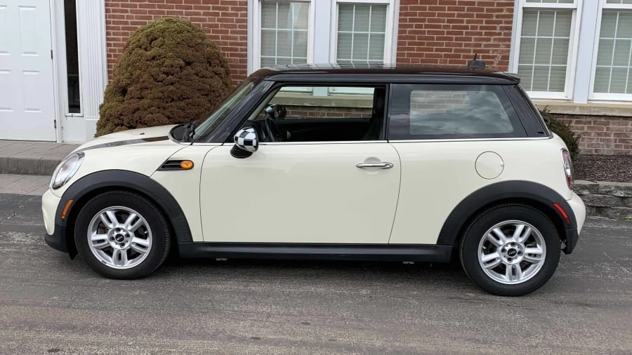 2012 Mini Mini 2nd Gen - Image 2 of 7