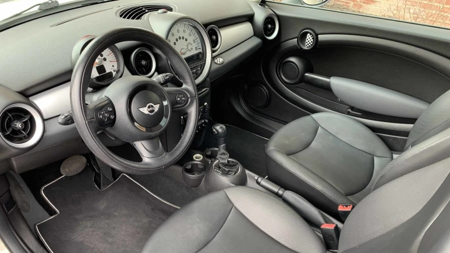 2012 Mini Mini 2nd Gen - Image 4 of 7