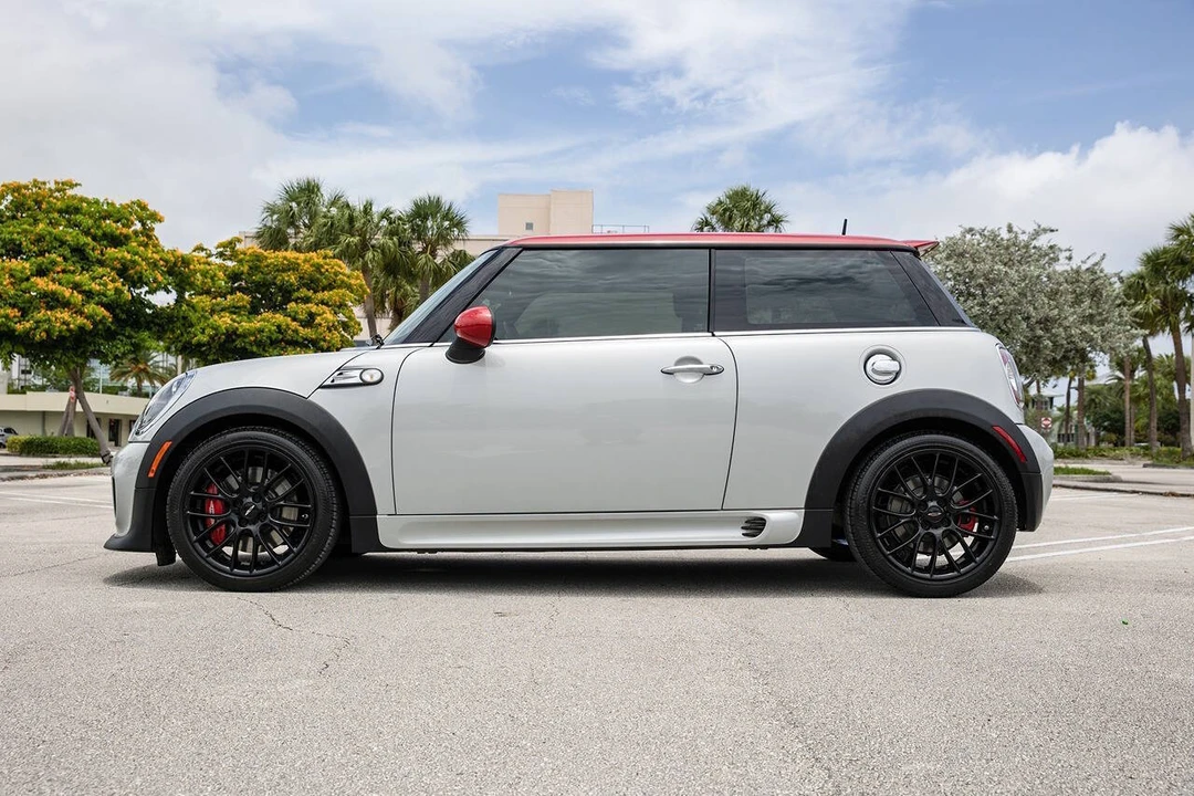 2012 Mini Mini 2nd Gen - Image 3 of 31