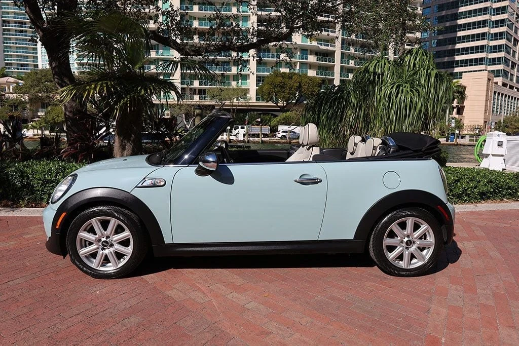 2012 Mini Mini 2nd Gen - Image 2 of 21