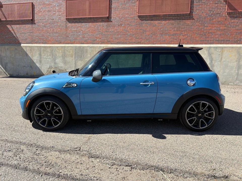 2012 Mini Mini 2nd Gen - Image 2 of 21