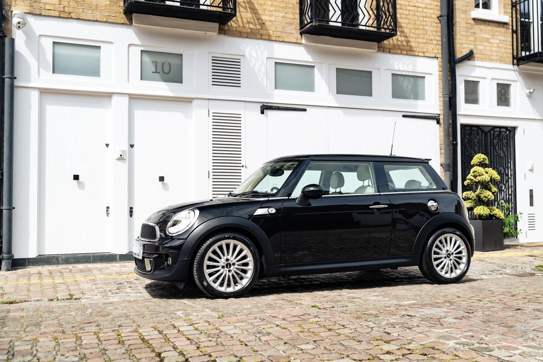 2012 Mini Mini 2nd Gen - Image 8 of 31