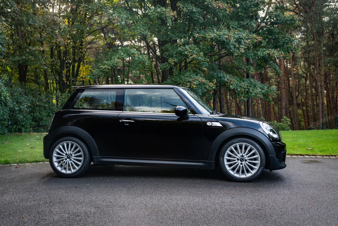 2012 Mini Mini 2nd Gen - Image 7 of 31