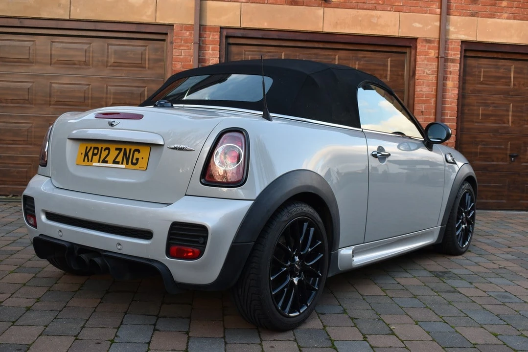 2012 Mini Coupe & Roadster - Image 18 of 30
