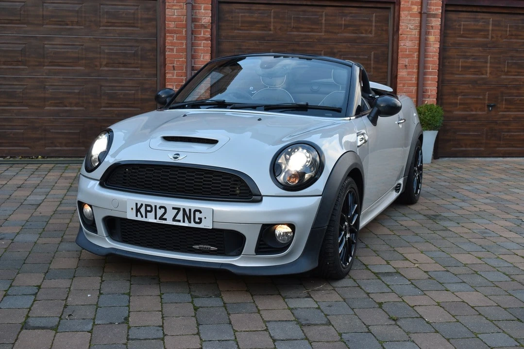 2012 Mini Coupe & Roadster - Image 3 of 30