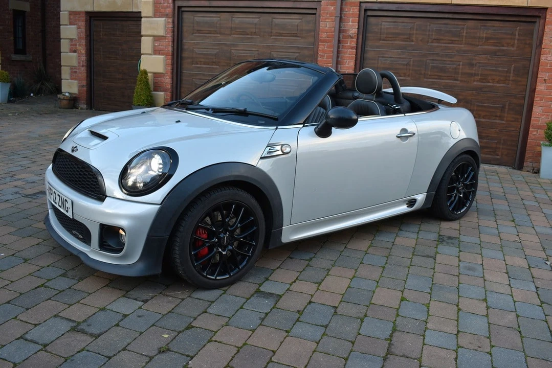 2012 Mini Coupe & Roadster - Image 6 of 30