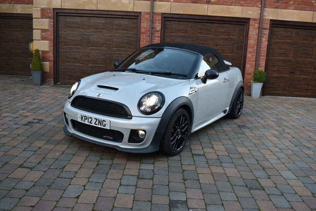 2012 Mini Coupe & Roadster - Image 24 of 30