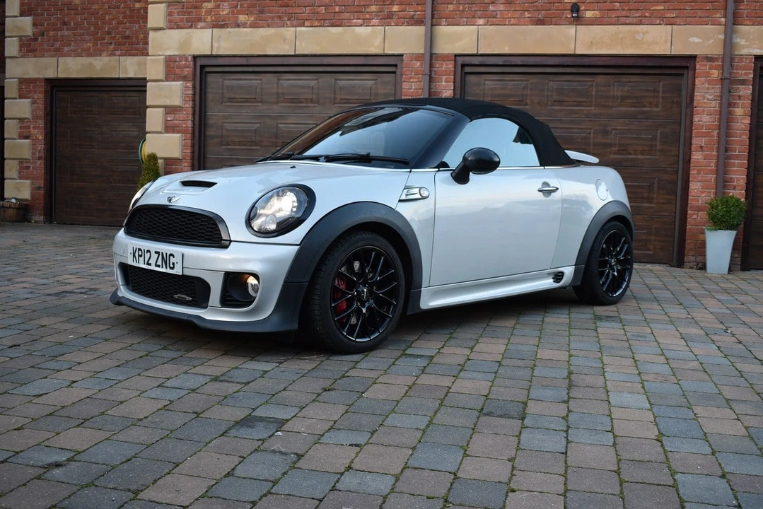 2012 Mini Coupe & Roadster - Image 25 of 30