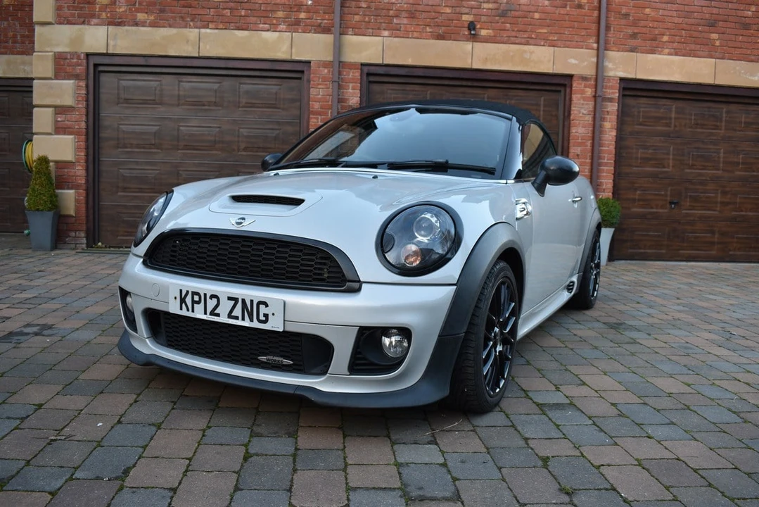 2012 Mini Coupe & Roadster - Image 15 of 30