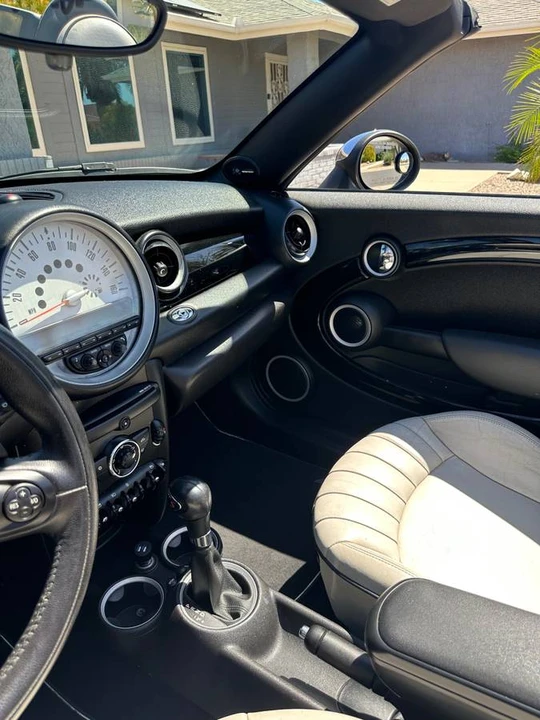 2012 Mini Coupe & Roadster - Image 14 of 24