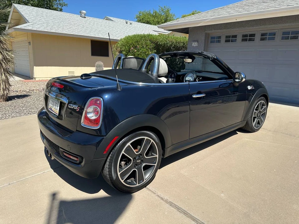 2012 Mini Coupe & Roadster - Image 9 of 24